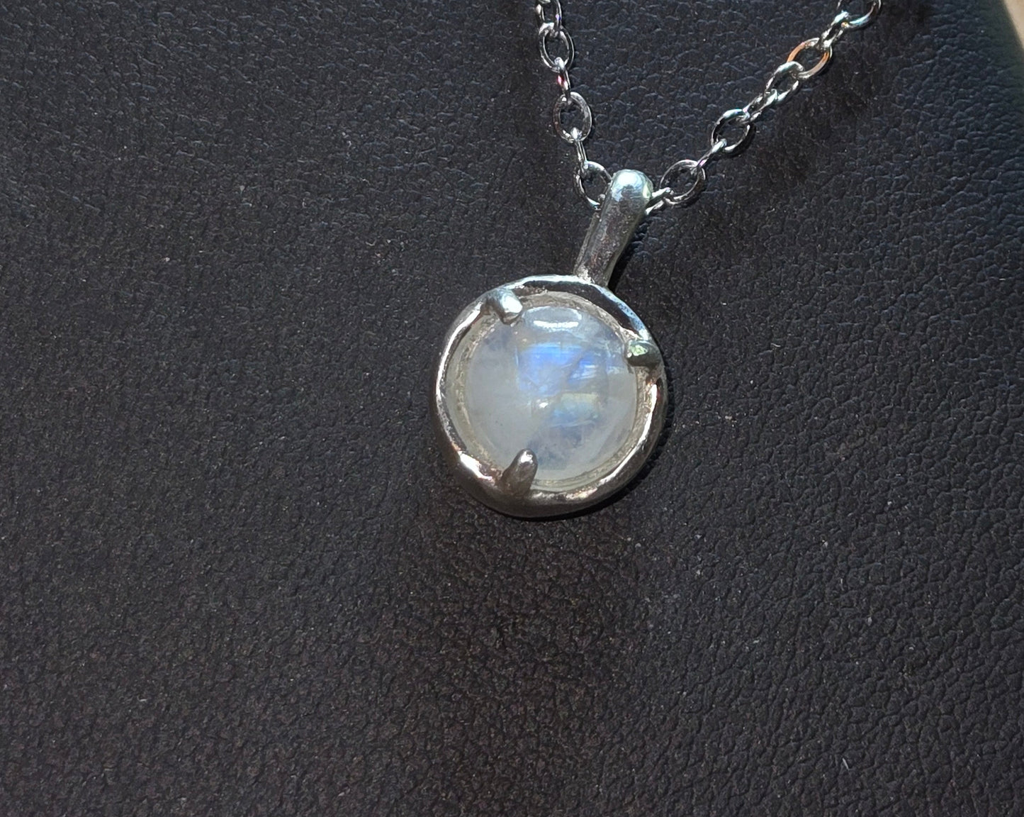 Hand-Cast Sterling Silver Pendant with natural Moonstone Cabochon