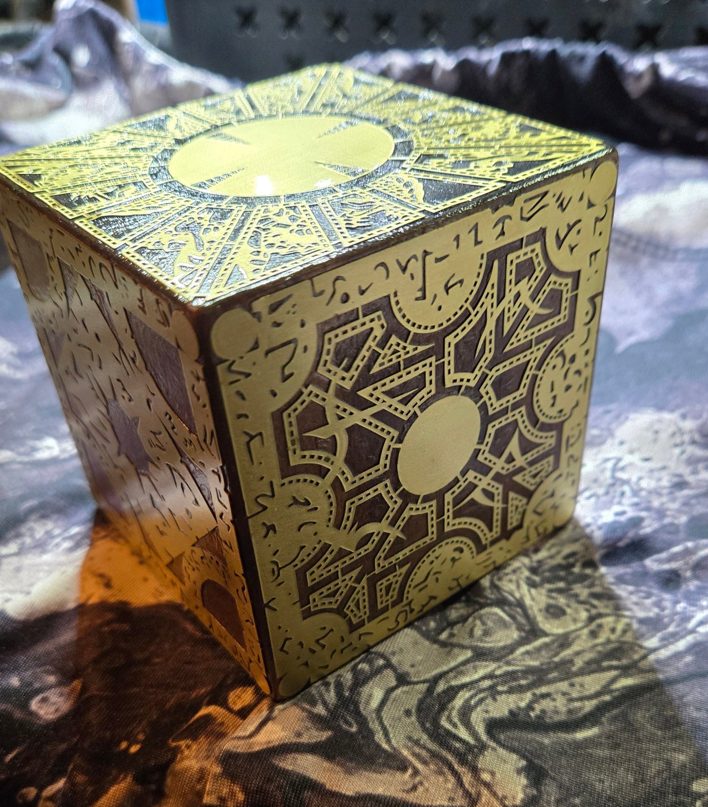 Handmade premium Lament Configuration – Static Display Box (3"x3"x3") - Simon style