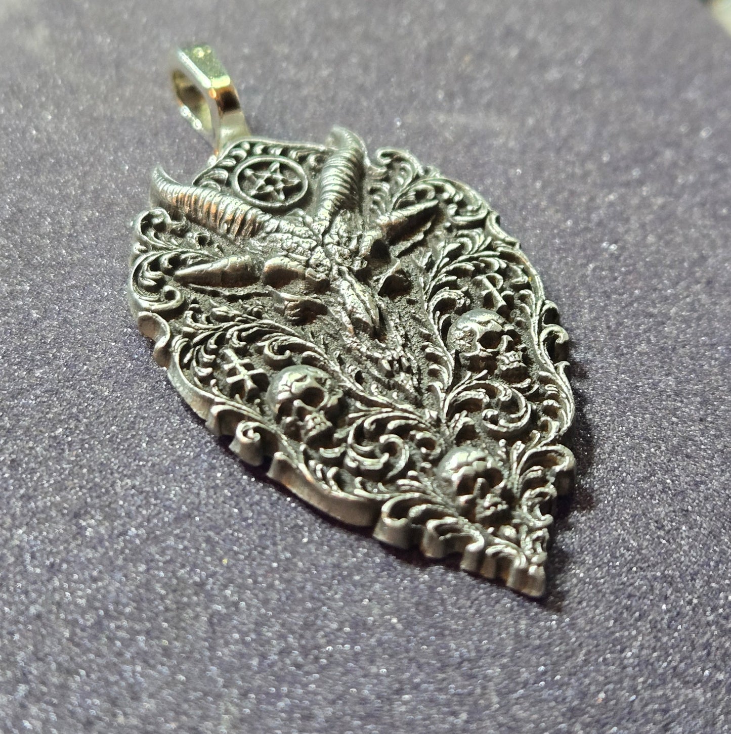 Gothic Satanic Pendant – Filigree & Darkness Forged Together