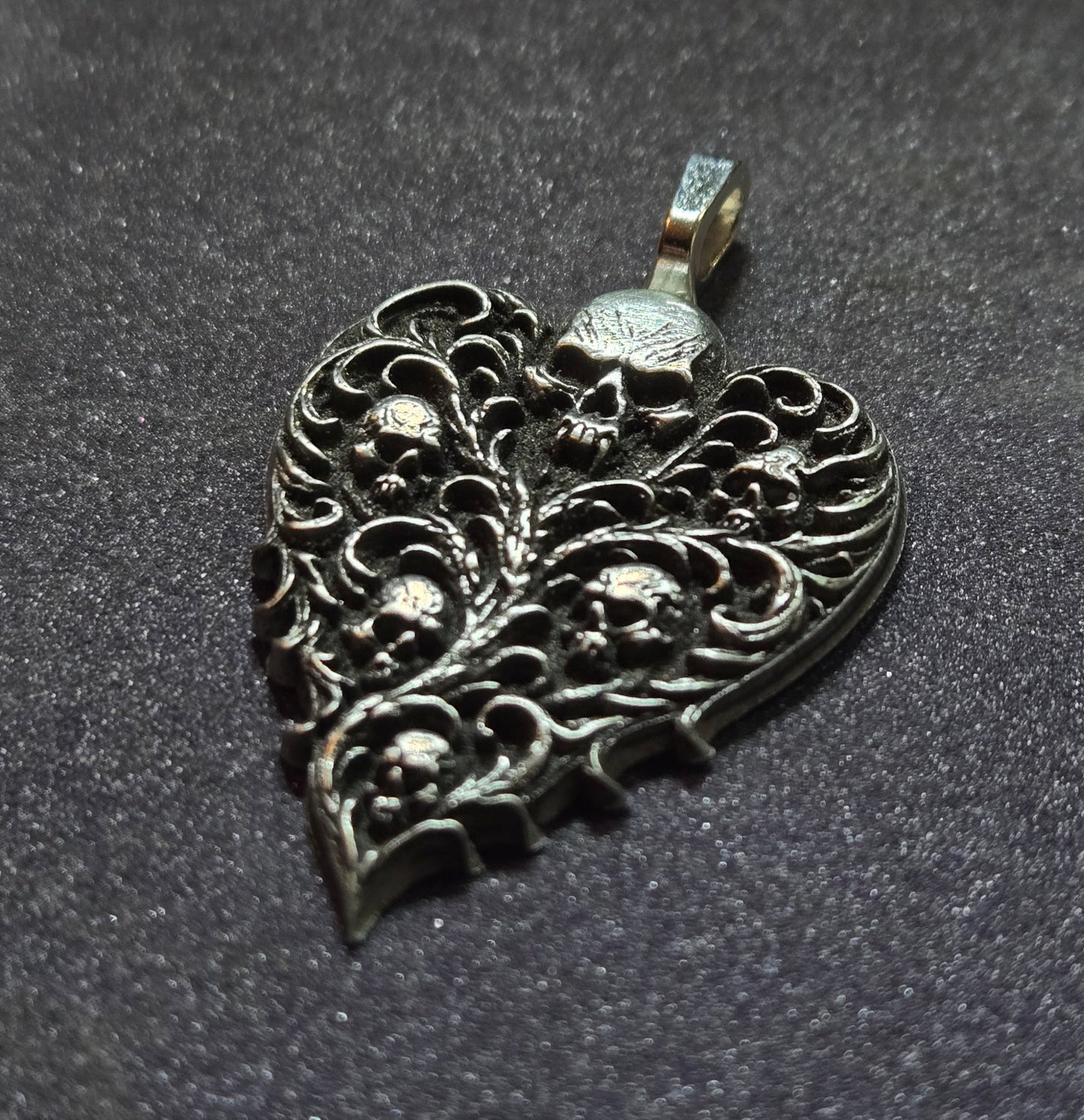 Custom Gothic Heart Pendant – Filigree & Skulls