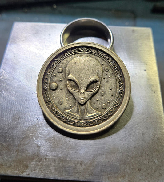 40mm Aged Brass Alien & Mars Challenge Coin