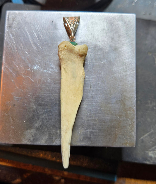 Custom Aged Broken Deer Bone Pendant – Handmade with Vintage Jade