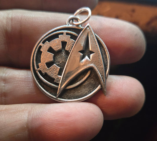Custom Star Wars x Star Trek Crossover Pendant – Limited Edition