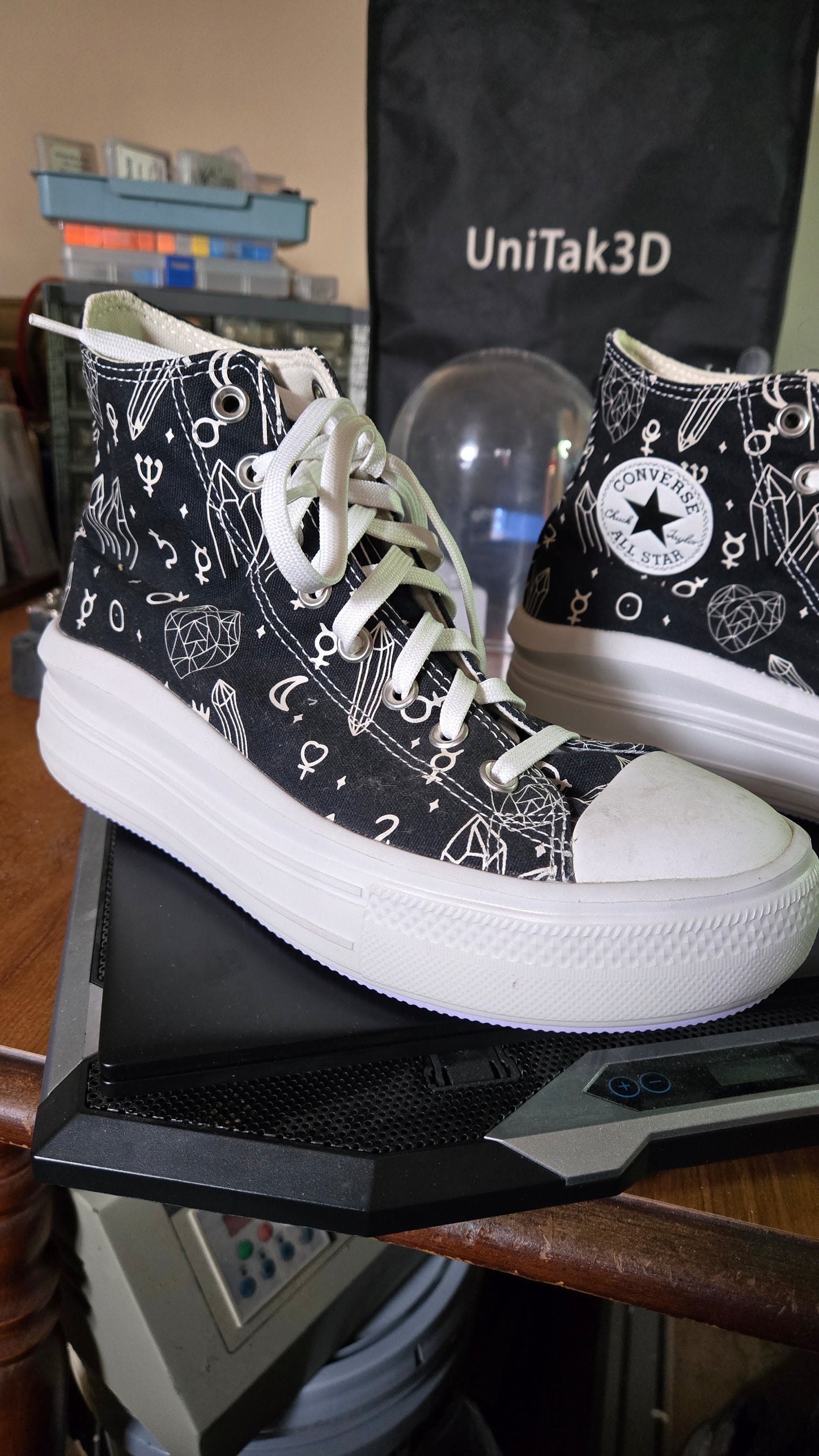 Converse Chuck Taylor All Star Platform High-Top – Crystal Energy Print – Women’s US 10.5