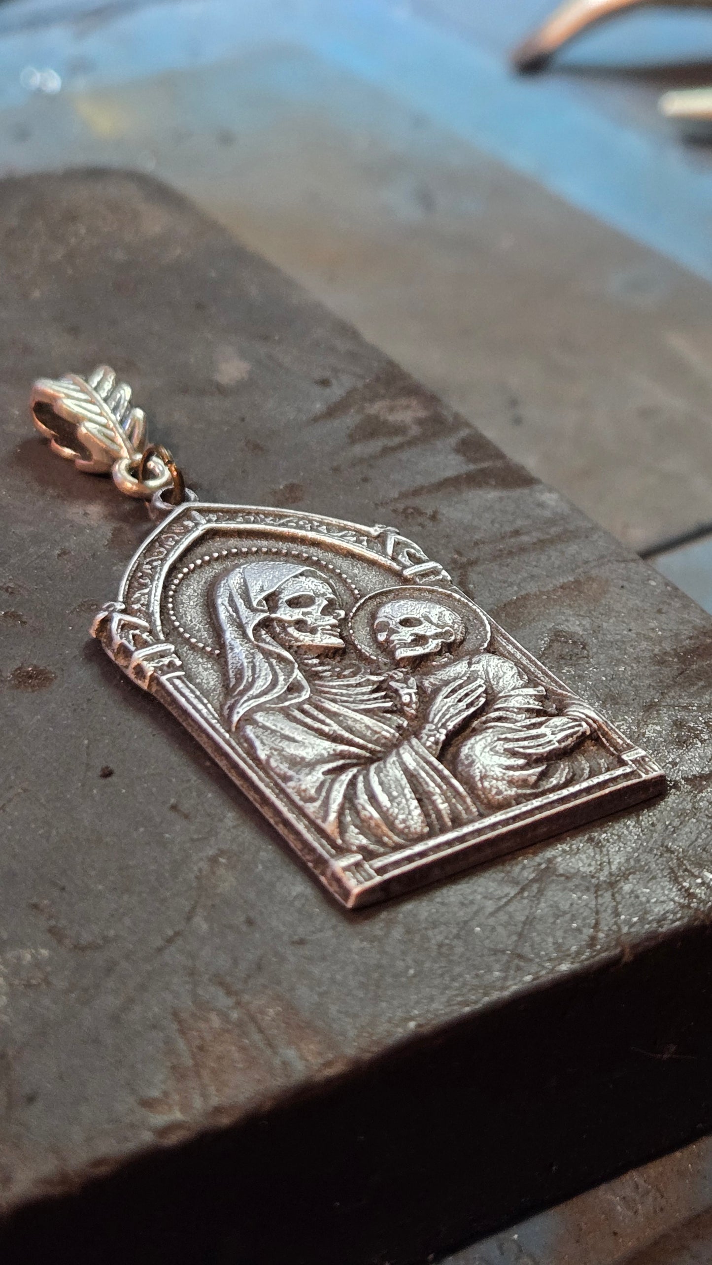 Mary & Child Skull Pendant – Gothic Sacred Macabre