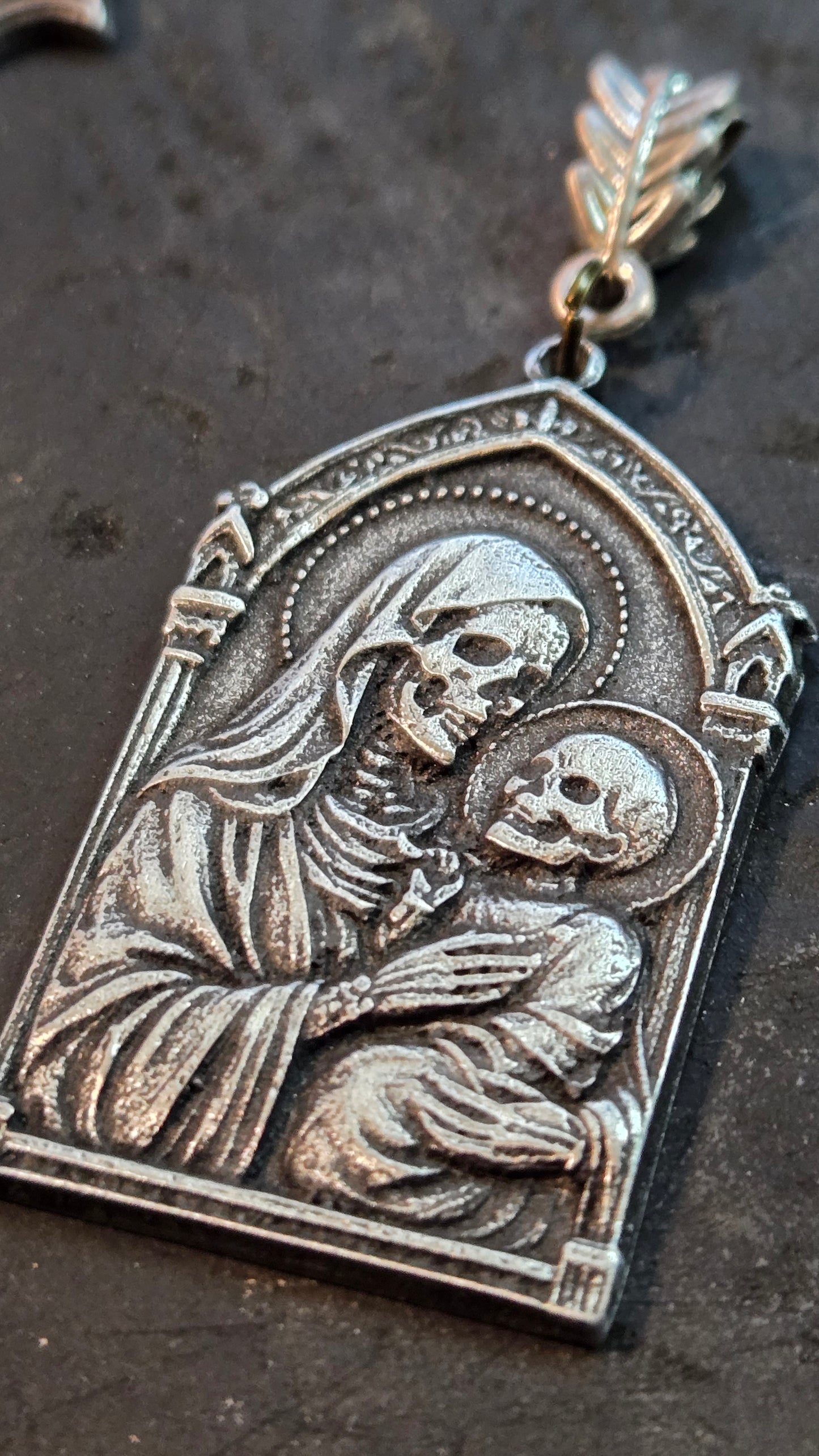 Mary & Child Skull Pendant – Gothic Sacred Macabre