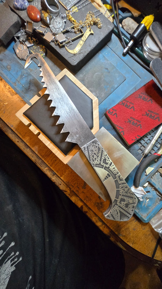 Female Cenobite Hooked Saw Blade