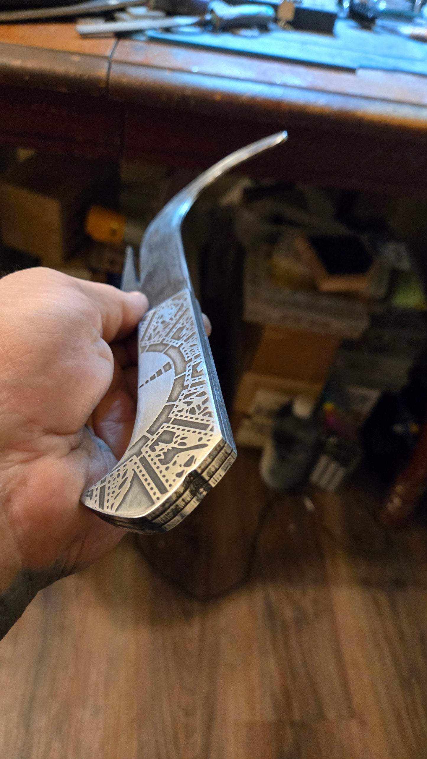 Female Cenobite Spiked Hooked Blade