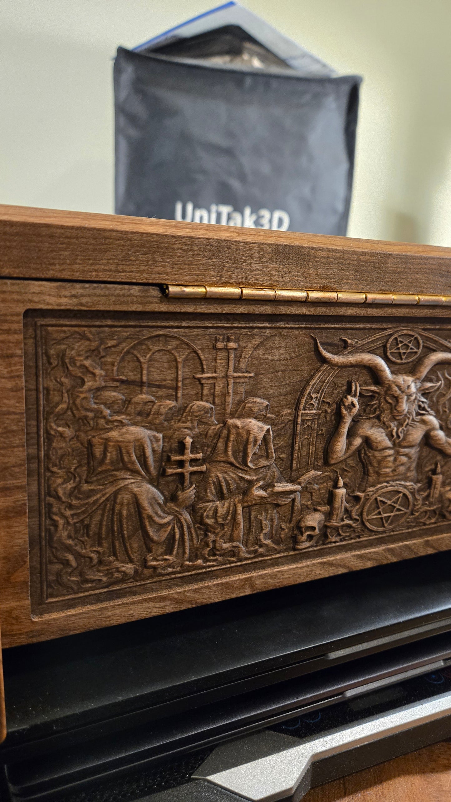 One of a Kind Haunted Relic Box – Carved Gothic Horror Artifact (Jewelry / Storage / Prop)