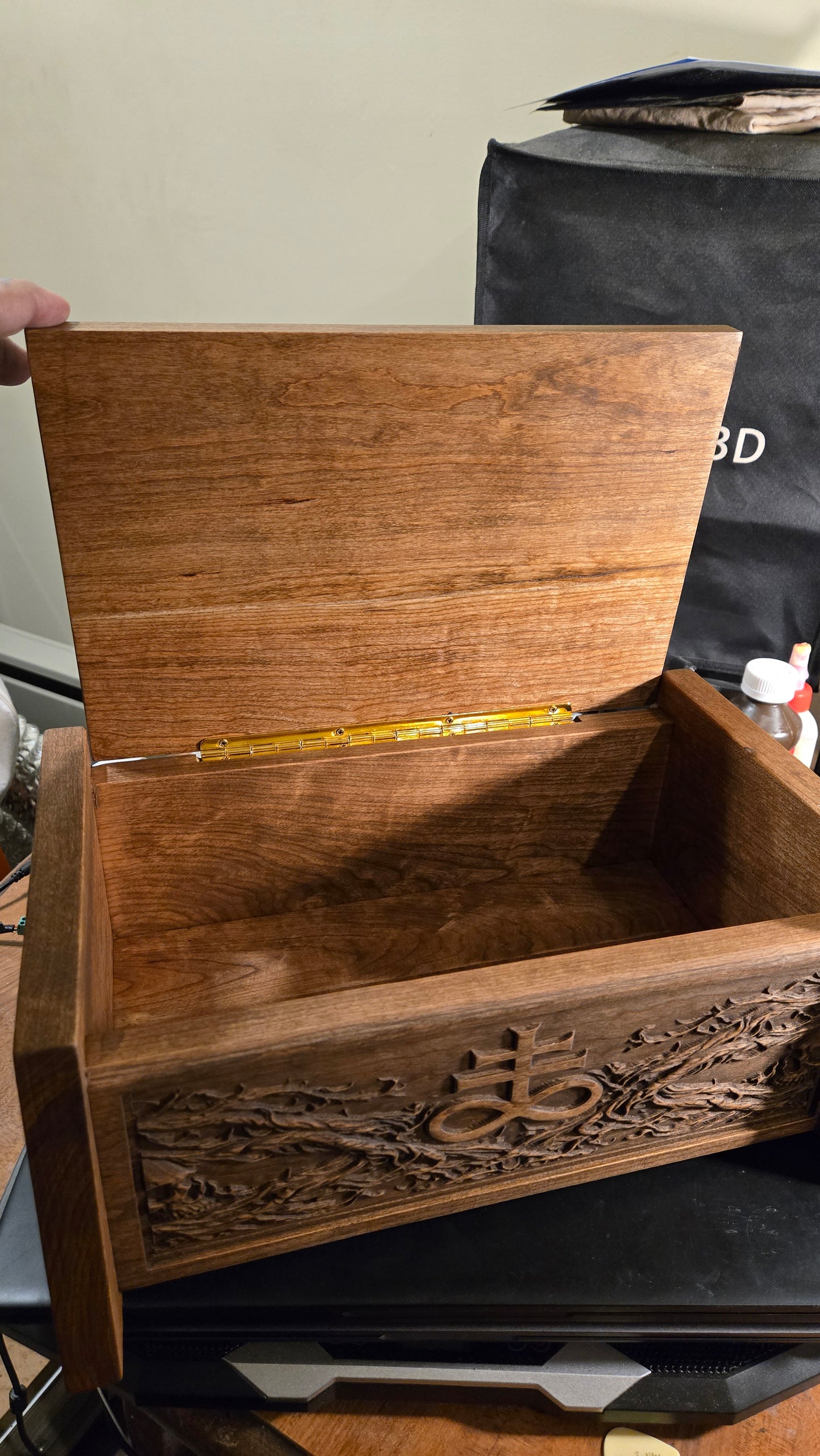 One of a Kind Haunted Relic Box – Carved Gothic Horror Artifact (Jewelry / Storage / Prop)