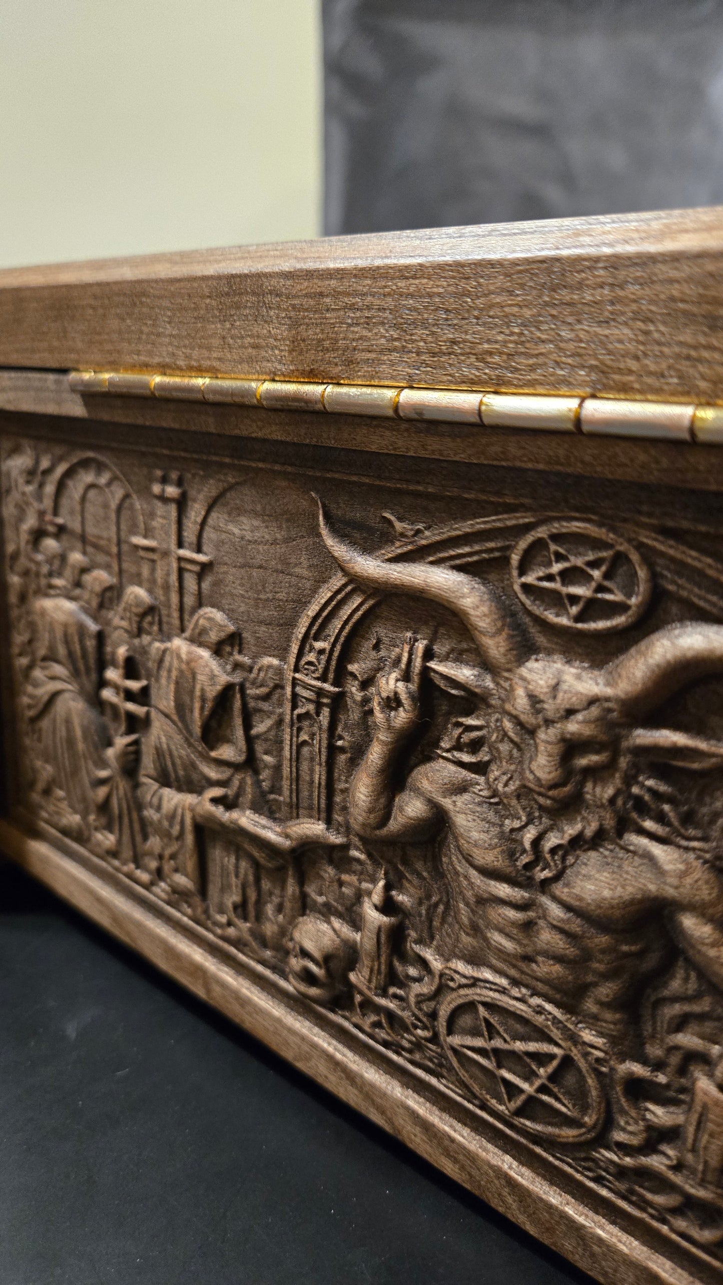 One of a Kind Haunted Relic Box – Carved Gothic Horror Artifact (Jewelry / Storage / Prop)