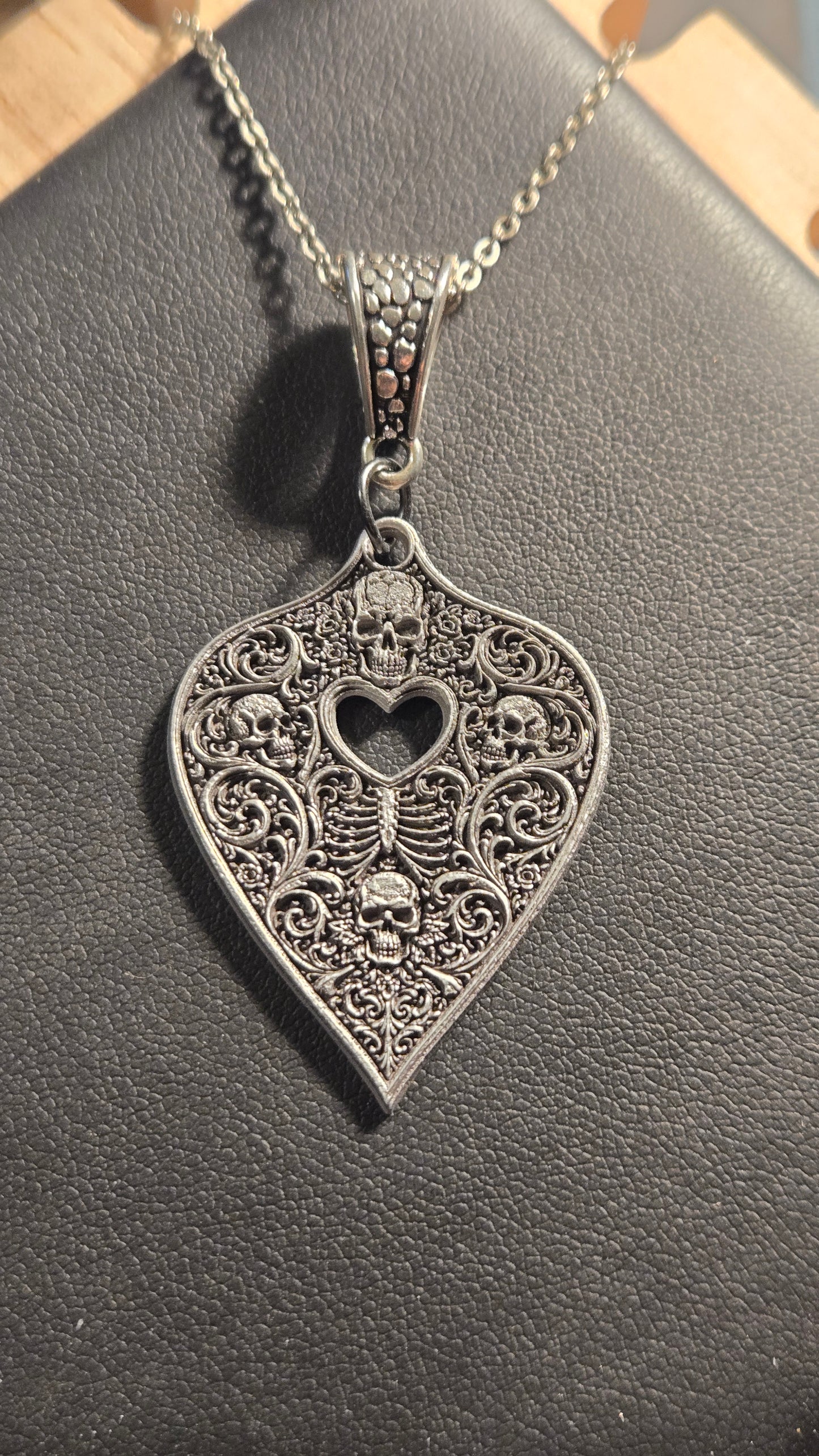 Gothic Filigree Heart Skull Pendant