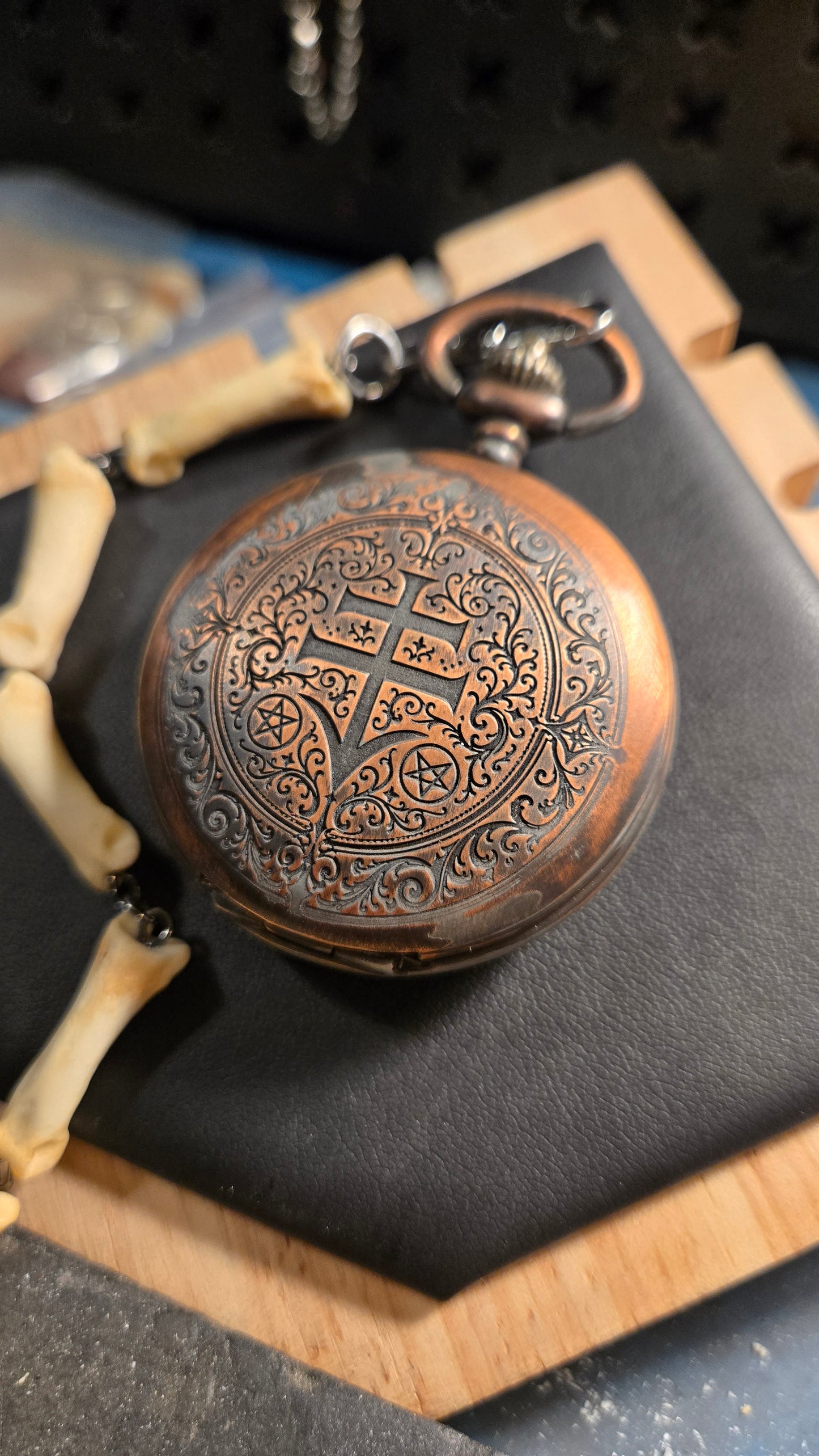 Custom Aged Satanic Skeleton Pocket Watch – Real Coyote Bone Fob