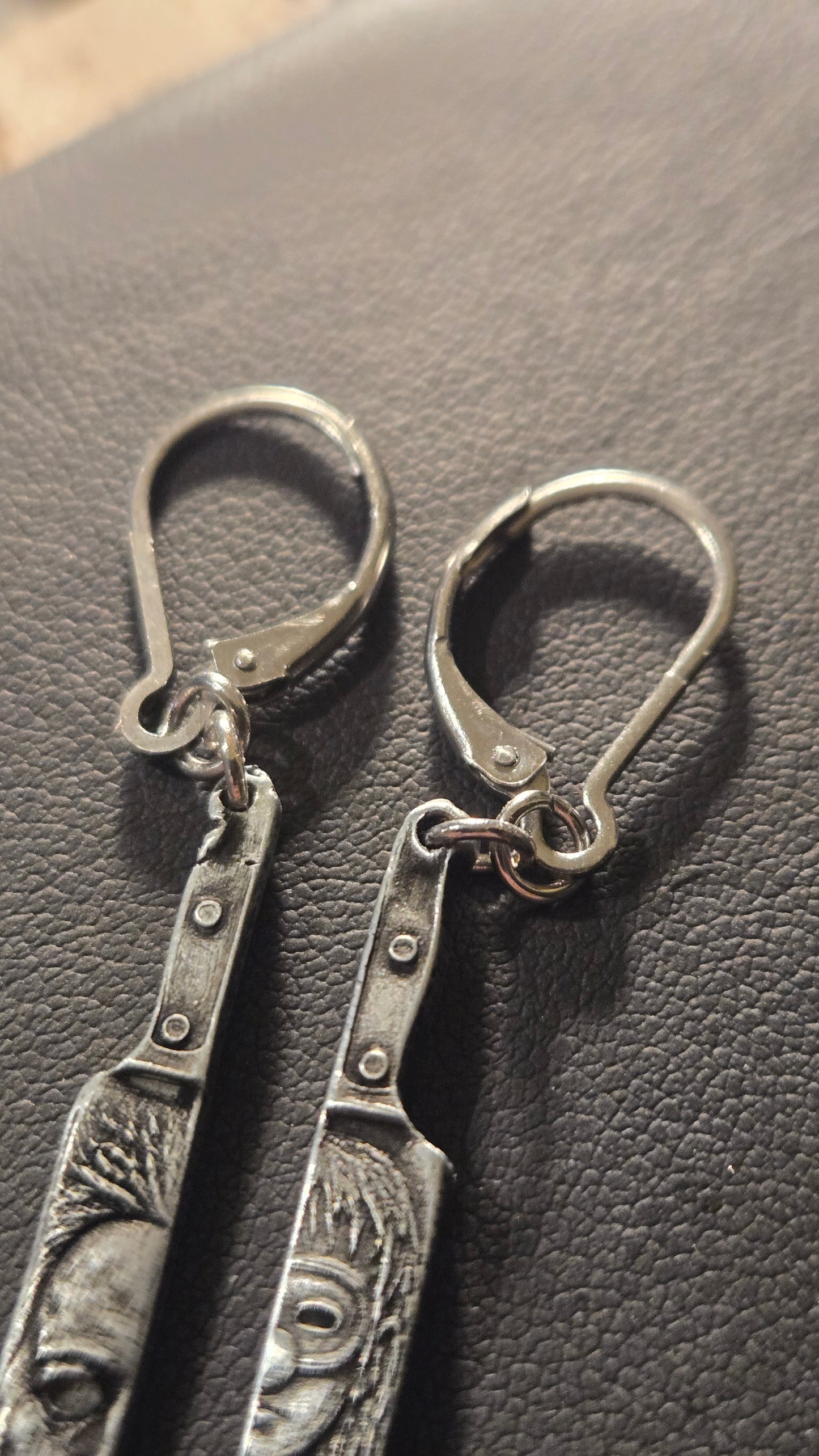 Halloween 5 Butcher Knife Earrings – Michael Myers & Jamie Lloyd Horror Earrings