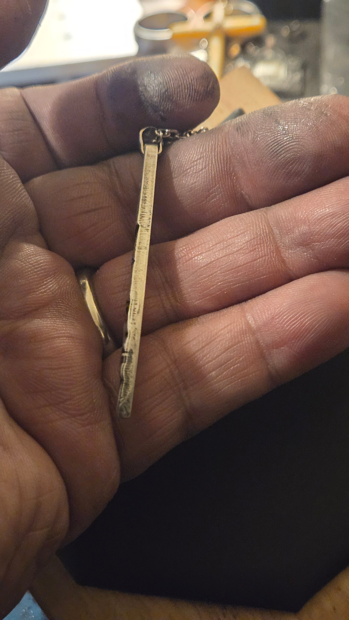 HALLOWEEN – MICHAEL MYERS BUTCHER KNIFE PENDANT