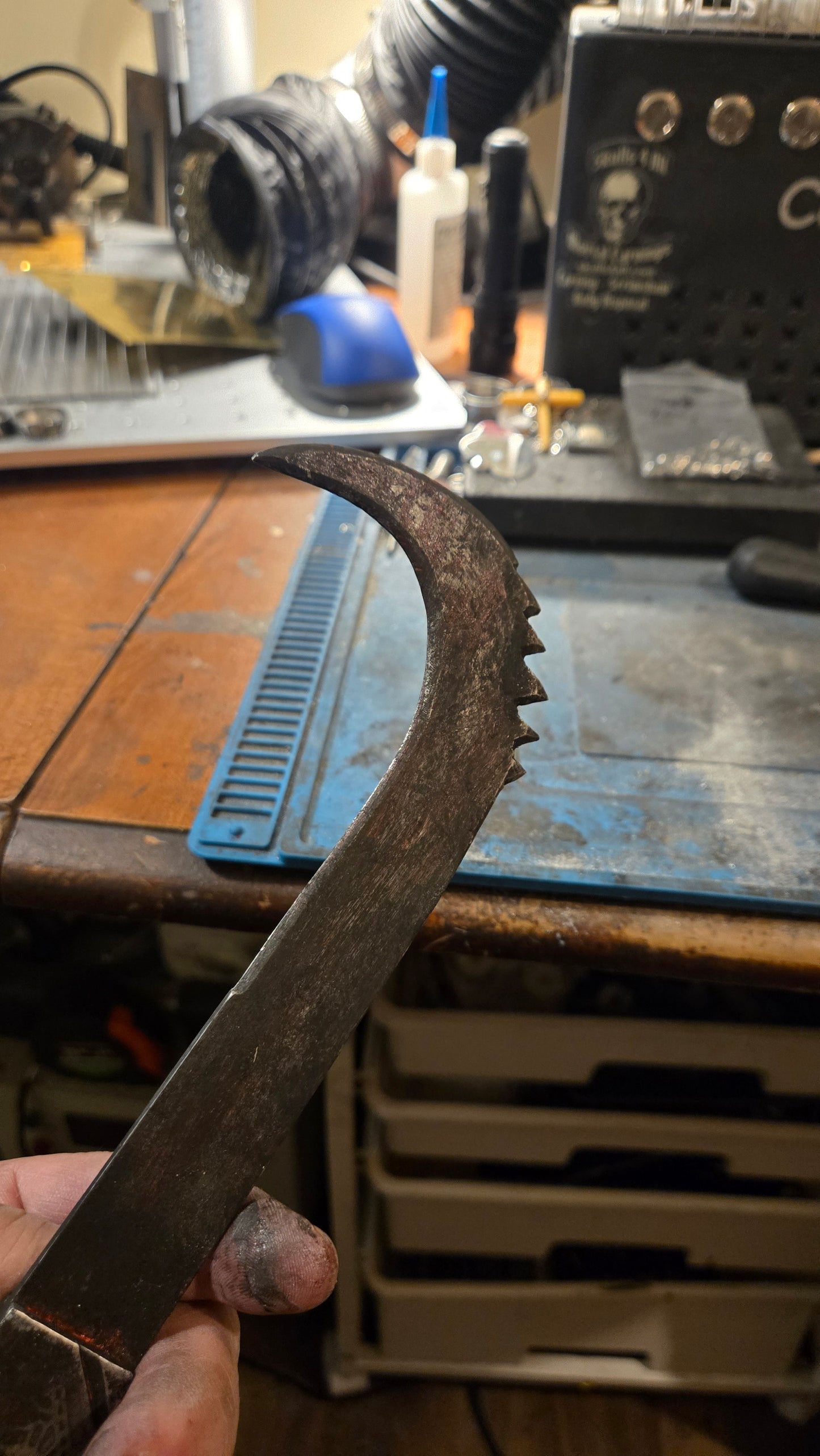 HELLRAISER INSPIRED PINHEAD HOOKED SAW BLADE – HANDMADE HORROR DISPLAY PIECE