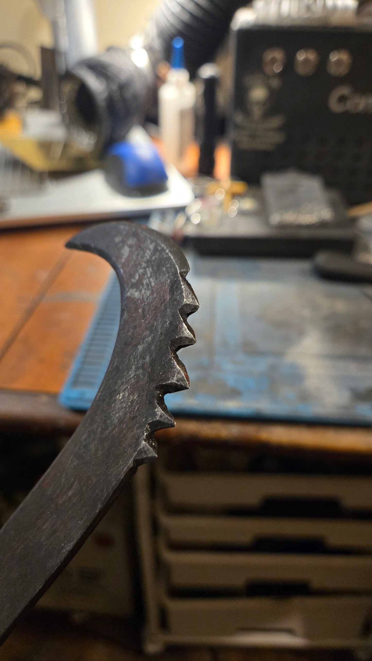 HELLRAISER INSPIRED PINHEAD HOOKED SAW BLADE – HANDMADE HORROR DISPLAY PIECE