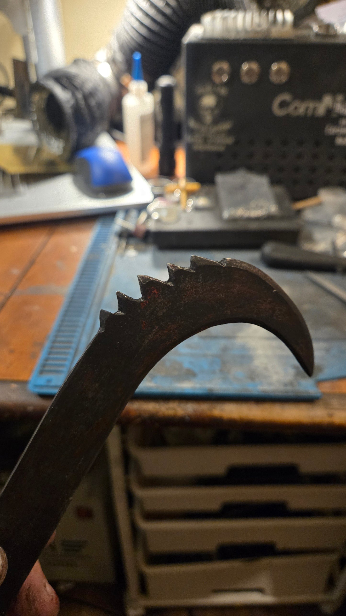 HELLRAISER INSPIRED PINHEAD HOOKED SAW BLADE – HANDMADE HORROR DISPLAY PIECE