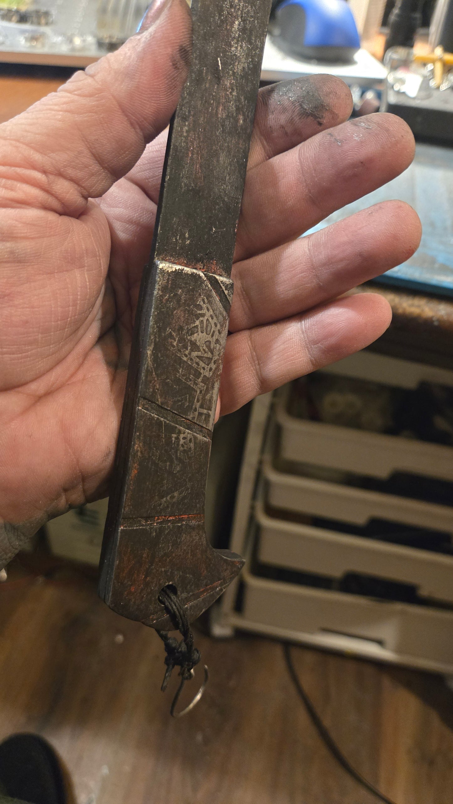 HELLRAISER INSPIRED PINHEAD HOOKED SAW BLADE – HANDMADE HORROR DISPLAY PIECE