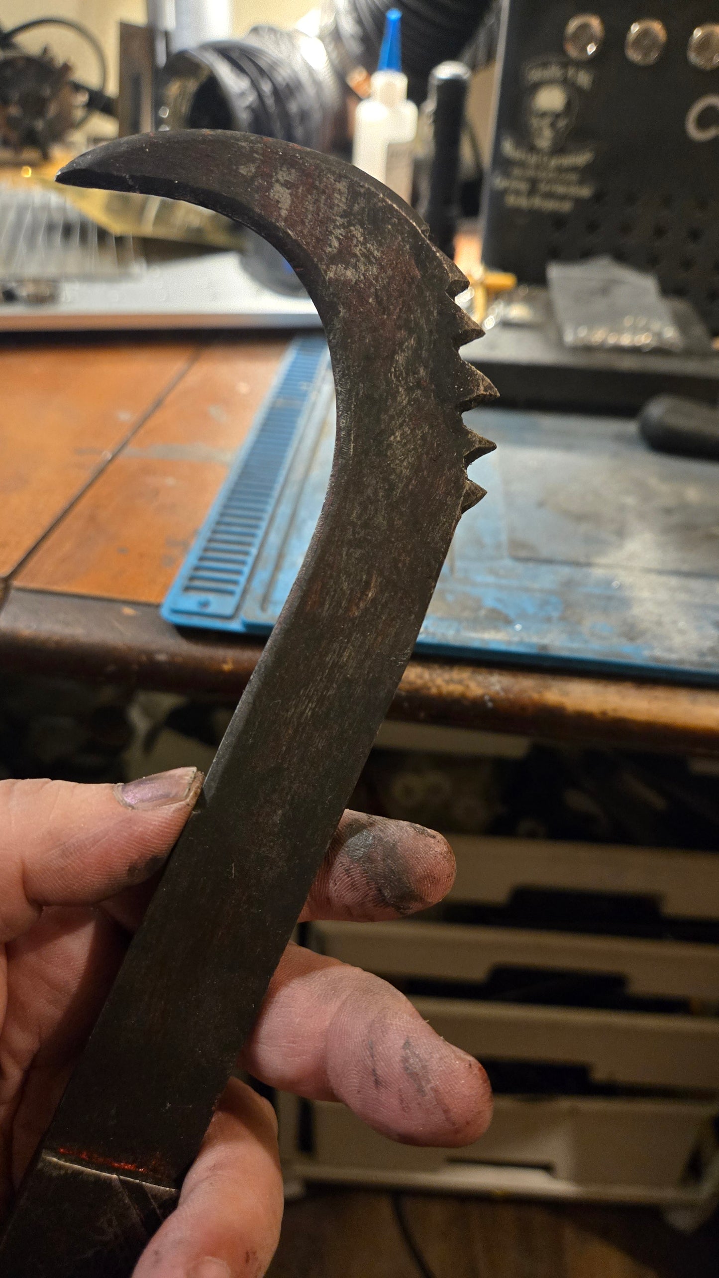 HELLRAISER INSPIRED PINHEAD HOOKED SAW BLADE – HANDMADE HORROR DISPLAY PIECE