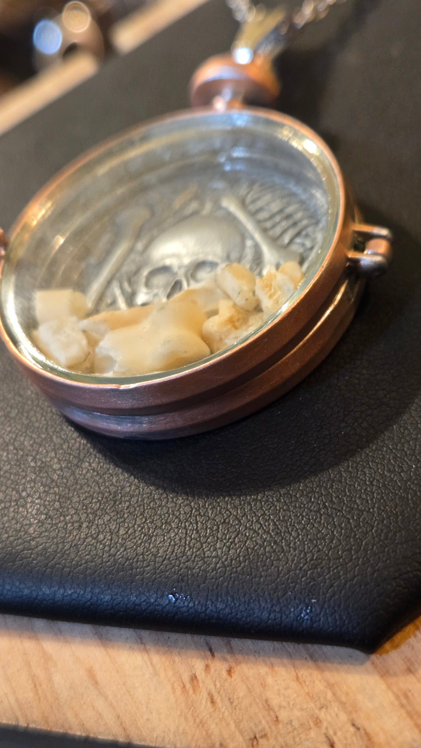 Memento Mori – Human Bone Reliquary Locket | 2.5D Skull Bas-Relief