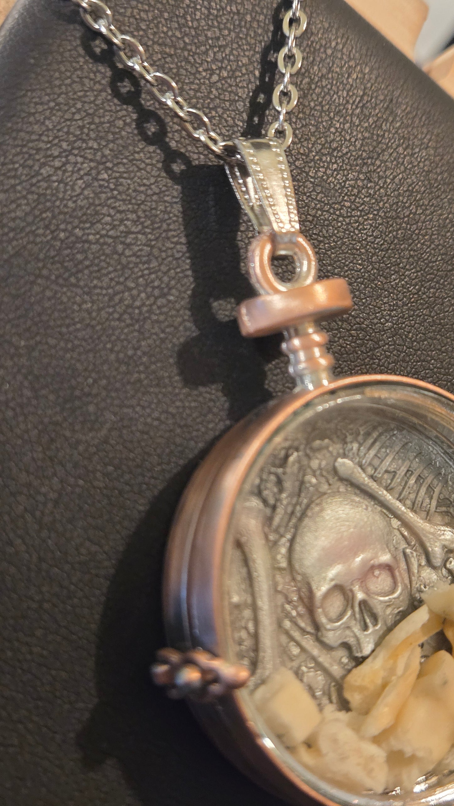 Memento Mori – Human Bone Reliquary Locket | 2.5D Skull Bas-Relief