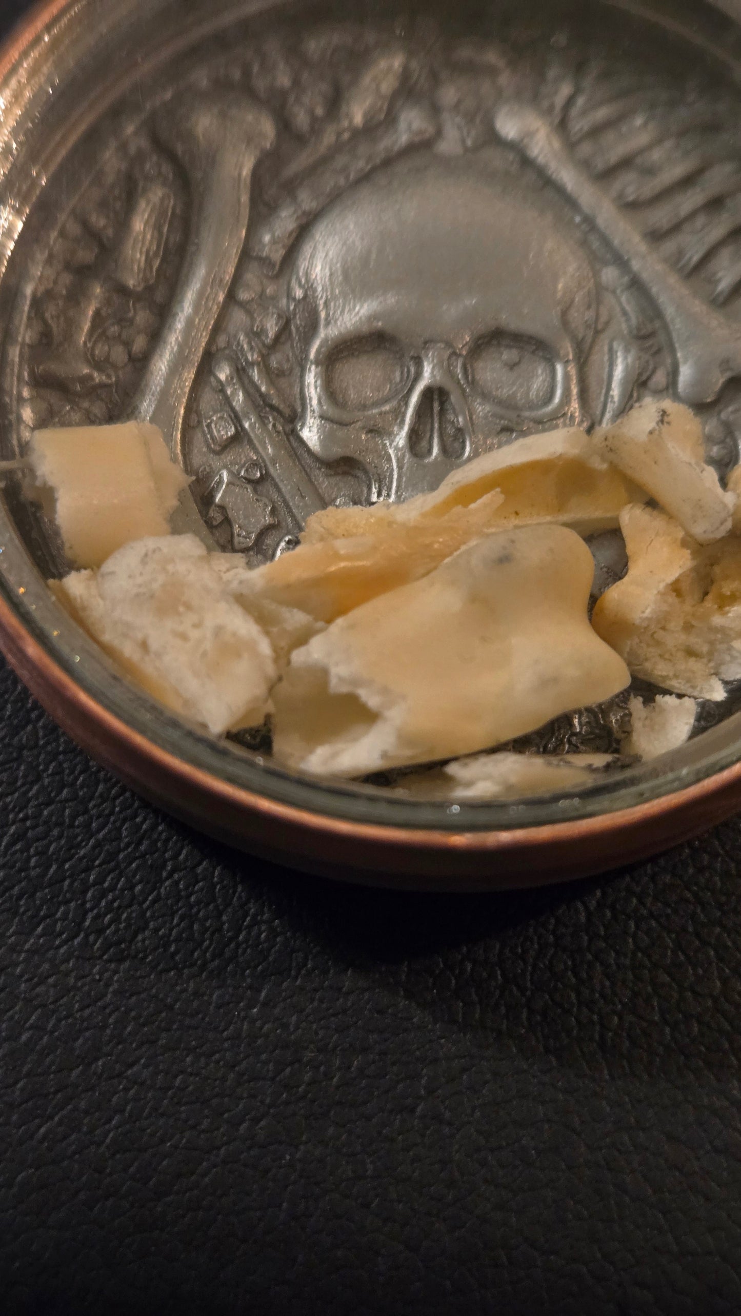 Memento Mori – Human Bone Reliquary Locket | 2.5D Skull Bas-Relief