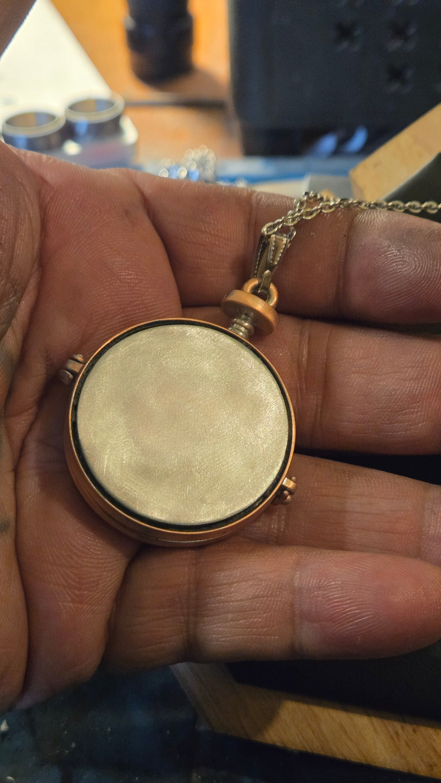 Memento Mori – Human Bone Reliquary Locket | 2.5D Skull Bas-Relief