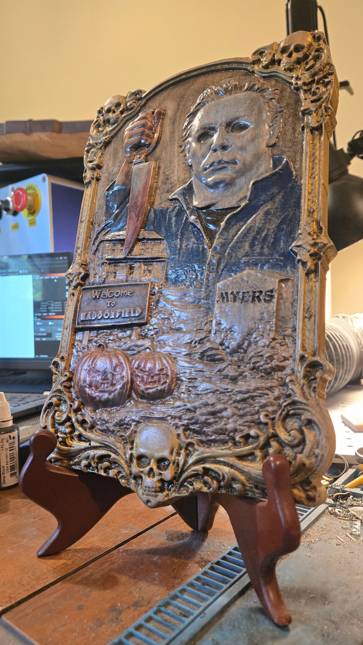 Michael Myers Hand-Painted Reclaimed Wood Wall Art With Stand