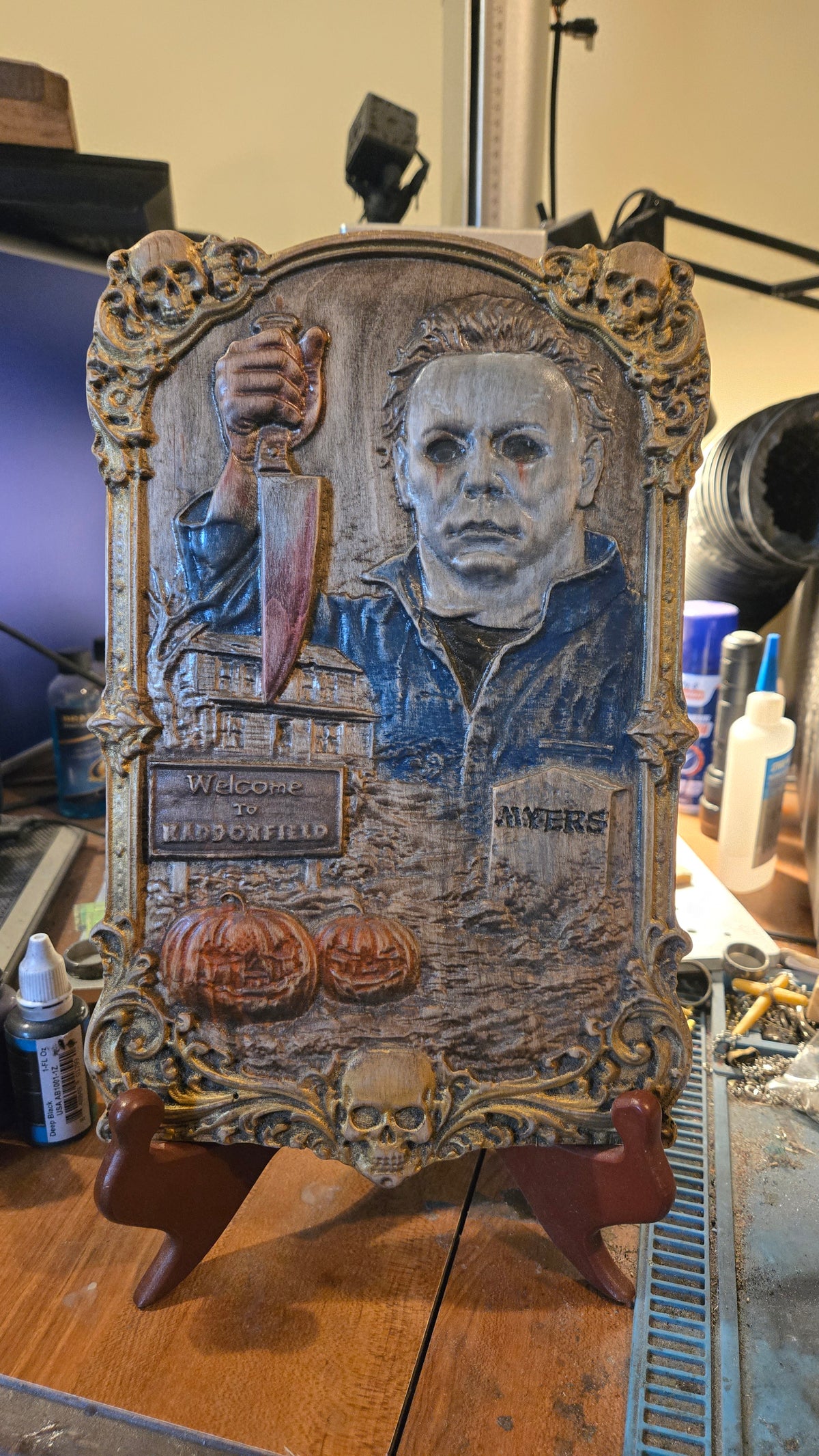 Michael Myers Hand-Painted Reclaimed Wood Wall Art With Stand
